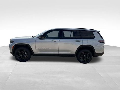 New 2025 Jeep Grand Cherokee L Limited w/ Black Appearance Package RWD image 23
