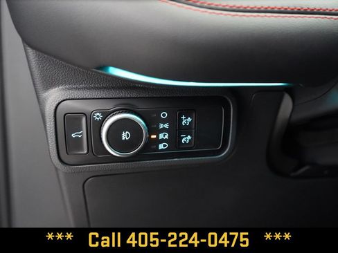 Used 2025 Ford Explorer ST-Line w/ Premium Package RWD image 32