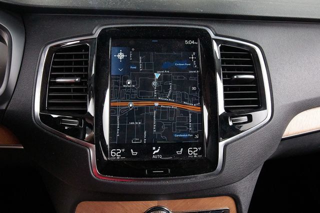 Used 2022 Volvo XC90 T6 Momentum w/ Advanced Package AWD/4WD image 14