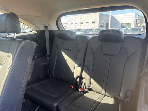 Used 2022 Kia Sorento S image 28