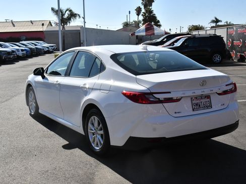Used 2025 Toyota Camry LE FWD image 6