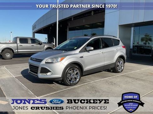 Used 2015 Ford Escape SE w/ Equipment Group 201A image 1