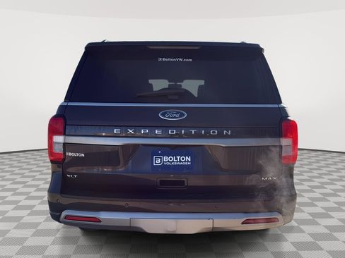 Used 2024 Ford Expedition Max XLT image 4