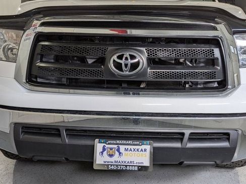 Used 2012 Toyota Tundra 4x4 Double Cab w/ Tow Pkg image 46