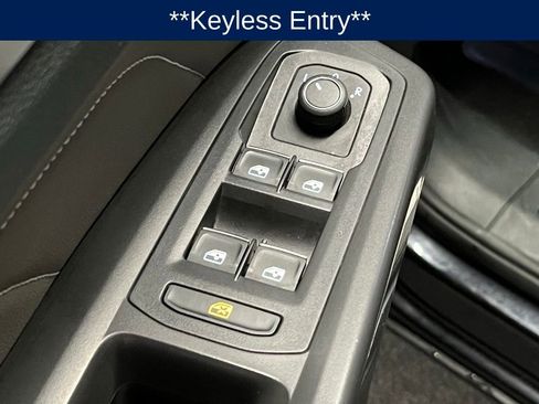 Used 2022 Volkswagen Atlas SE w/ Panoramic Sunroof Package image 17