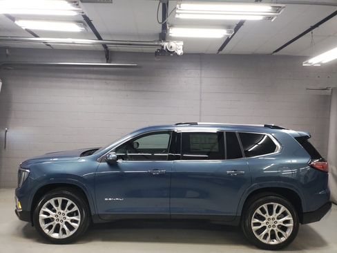 New 2026 GMC Acadia Denali w/ Super Cruise Package image 18