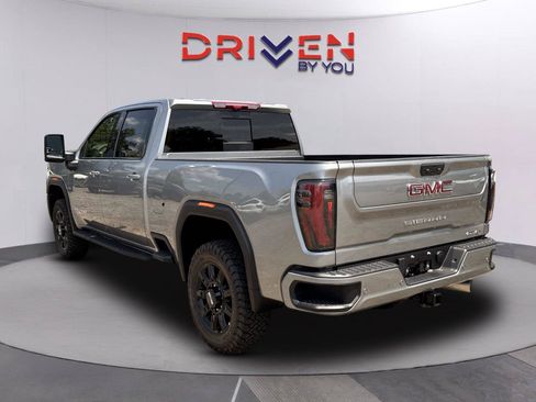 New 2026 GMC Sierra 2500 AT4 w/ AT4 Premium Plus Package AWD/4WD image 6