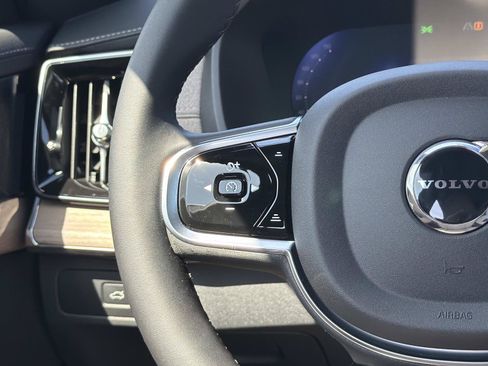 New 2026 Volvo XC90 B6 Plus AWD/4WD image 8
