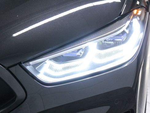 Used 2025 BMW 840i Convertible w/ Comfort Seating Package image 16