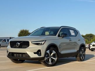 New 2026 Volvo XC40 B5 Plus w/ Protection Package Premier video 2