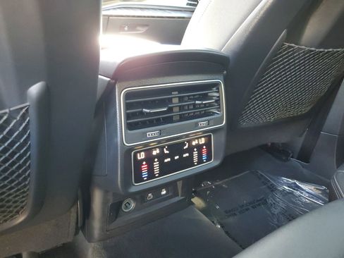 Used 2023 Audi Q8 Premium Plus w/ Premium Plus Package image 13