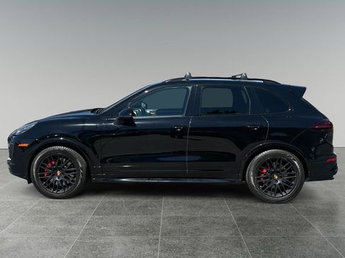 Used 2016 Porsche Cayenne GTS AWD/4WD image 3