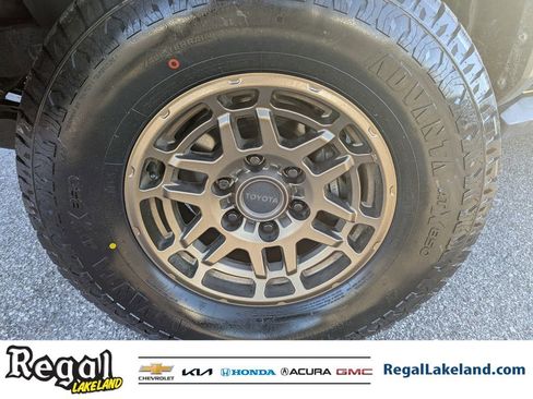 Used 2022 Toyota Tacoma SR5 w/ Trail Edition image 26