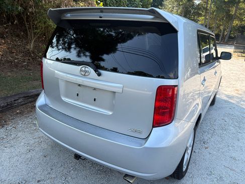 Used 2008 Scion xB image 4