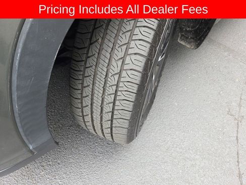Used 2016 Toyota Highlander XLE AWD/4WD image 15