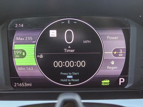 Used 2022 Chevrolet Bolt EUV Premier w/ Launch Edition image 24