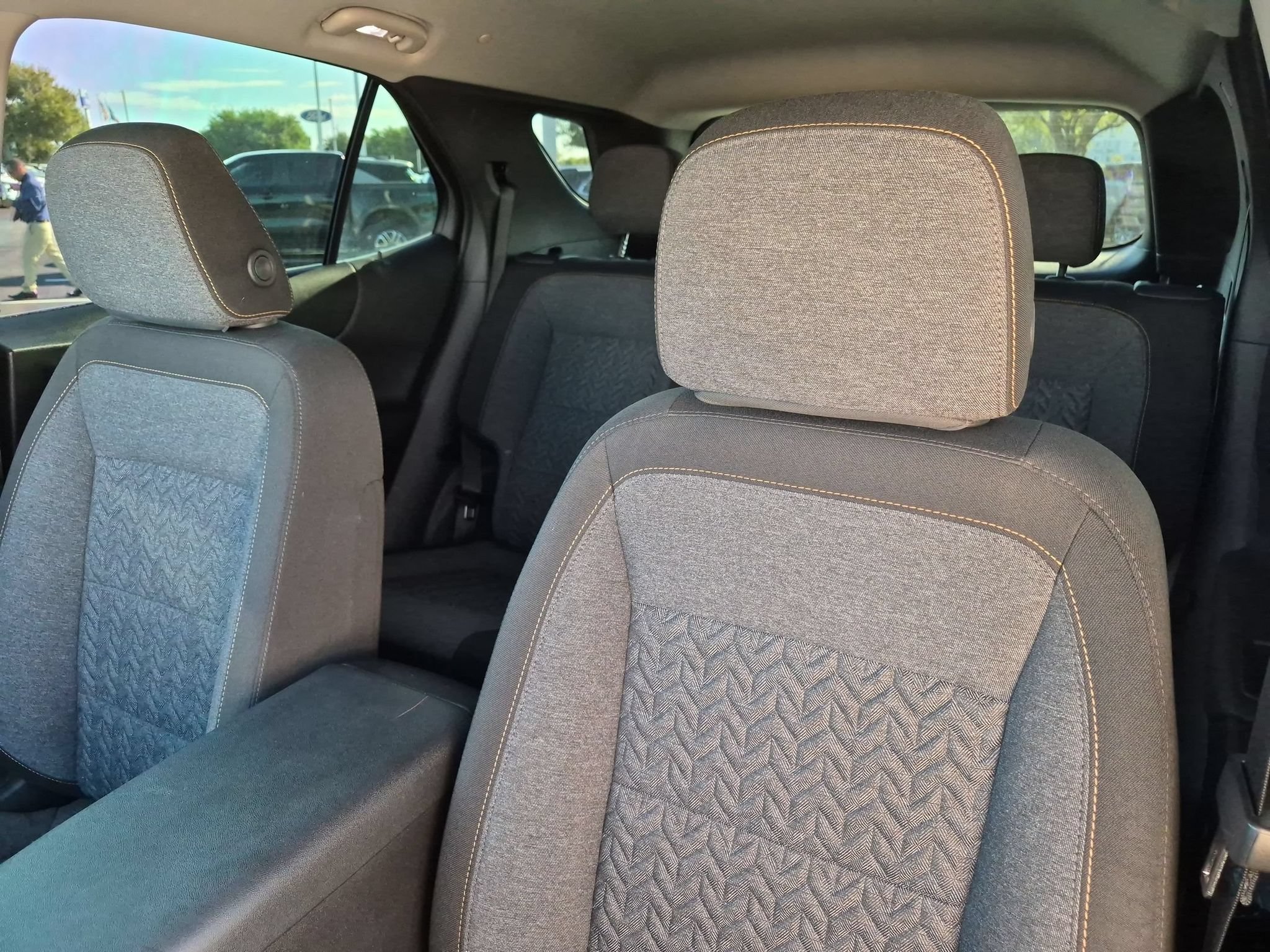 Used 2024 Chevrolet Equinox LT FWD image 13