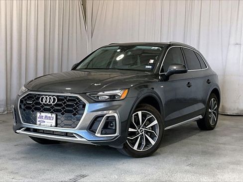 Used 2022 Audi Q5 2.0T Premium image 2
