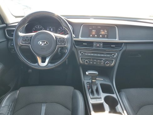 Used 2018 Kia Optima S w/ Option Group 020 image 31