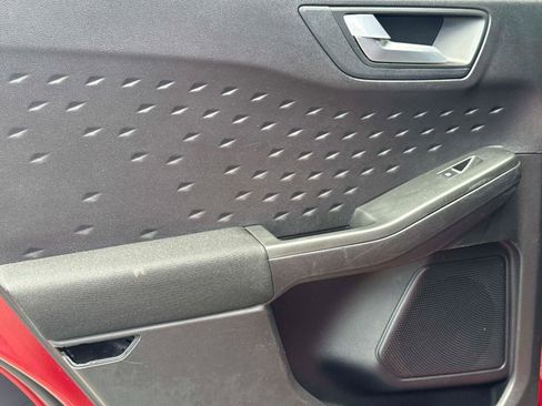 Used 2020 Ford Escape SE FWD image 11