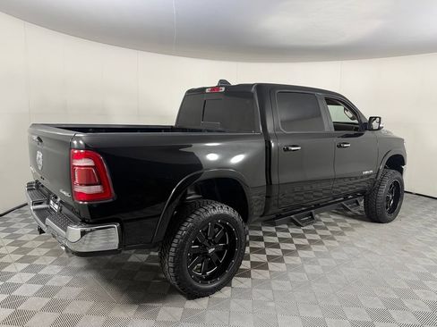 Used 2019 RAM 1500 Laramie AWD/4WD image 7