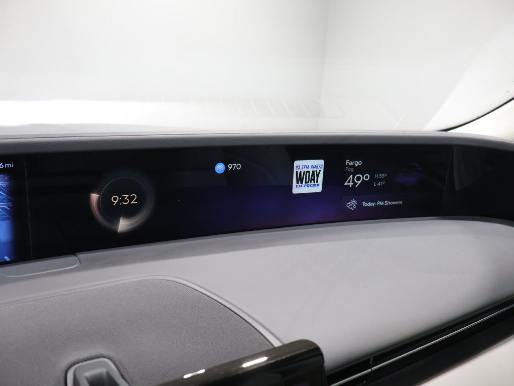 Used 2026 Lincoln Nautilus Premier AWD/4WD image 37