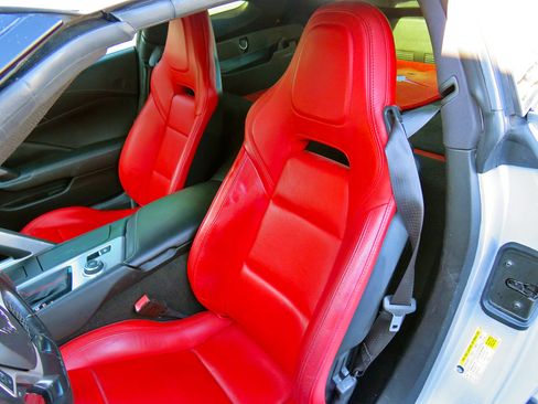 Used 2016 Chevrolet Corvette Stingray Coupe w/ Battery Protection Package image 26