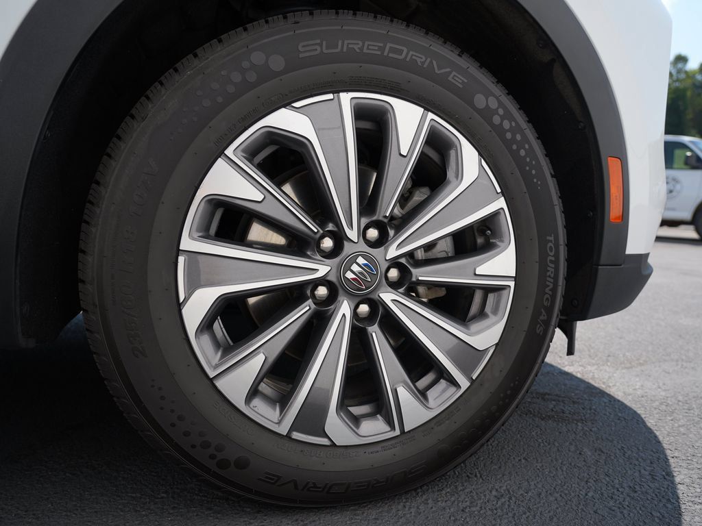 Used 2024 Buick Envision Preferred AWD/4WD image 32