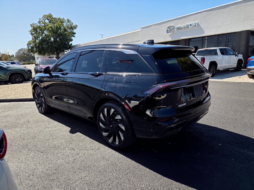 Used 2024 Lincoln Nautilus Black Label w/ Jet Appearance Package (87T) AWD/4WD image 11
