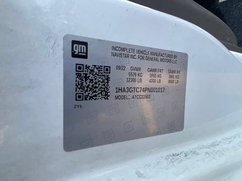 Used 2023 Chevrolet Express 3500 w/ Power Convenience Package RWD image 23