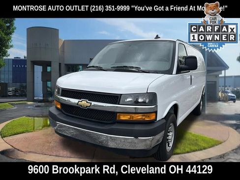 Used 2024 Chevrolet Express 2500 w/ Driver Convenience Package RWD image 2