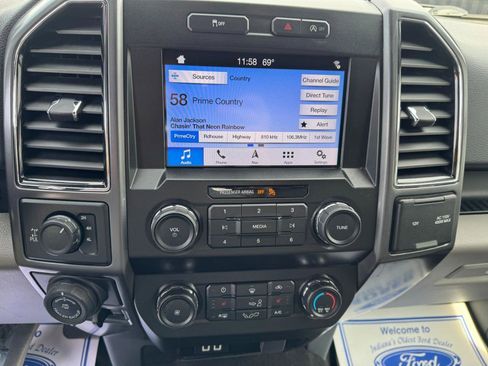 Used 2019 Ford F150 XLT w/ Equipment Group 302A Luxury AWD/4WD image 17