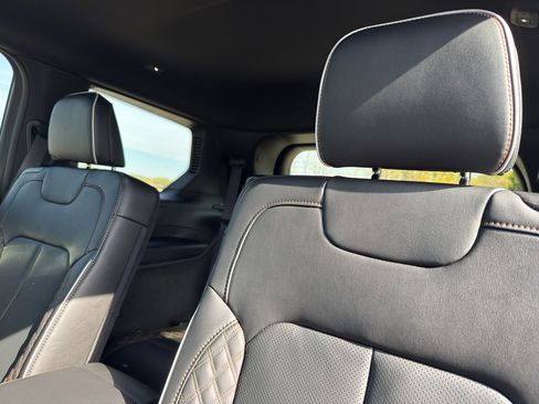 New 2025 Jeep Grand Cherokee L Summit w/ Obsidian Package image 29