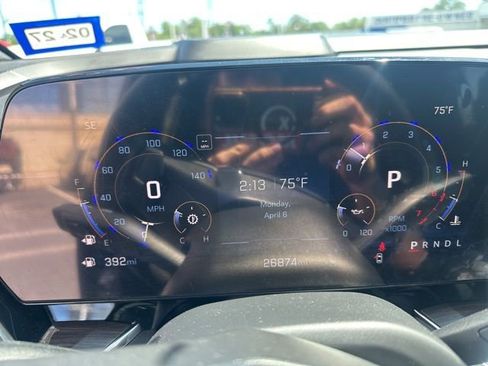 Used 2025 Chevrolet Suburban LS image 5