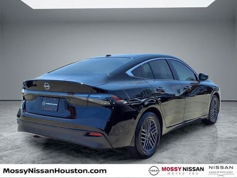Certified 2026 Nissan Sentra SV w/ Floor Mat Package FWD image 7