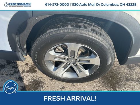 Used 2023 Honda Pilot EX-L image 11