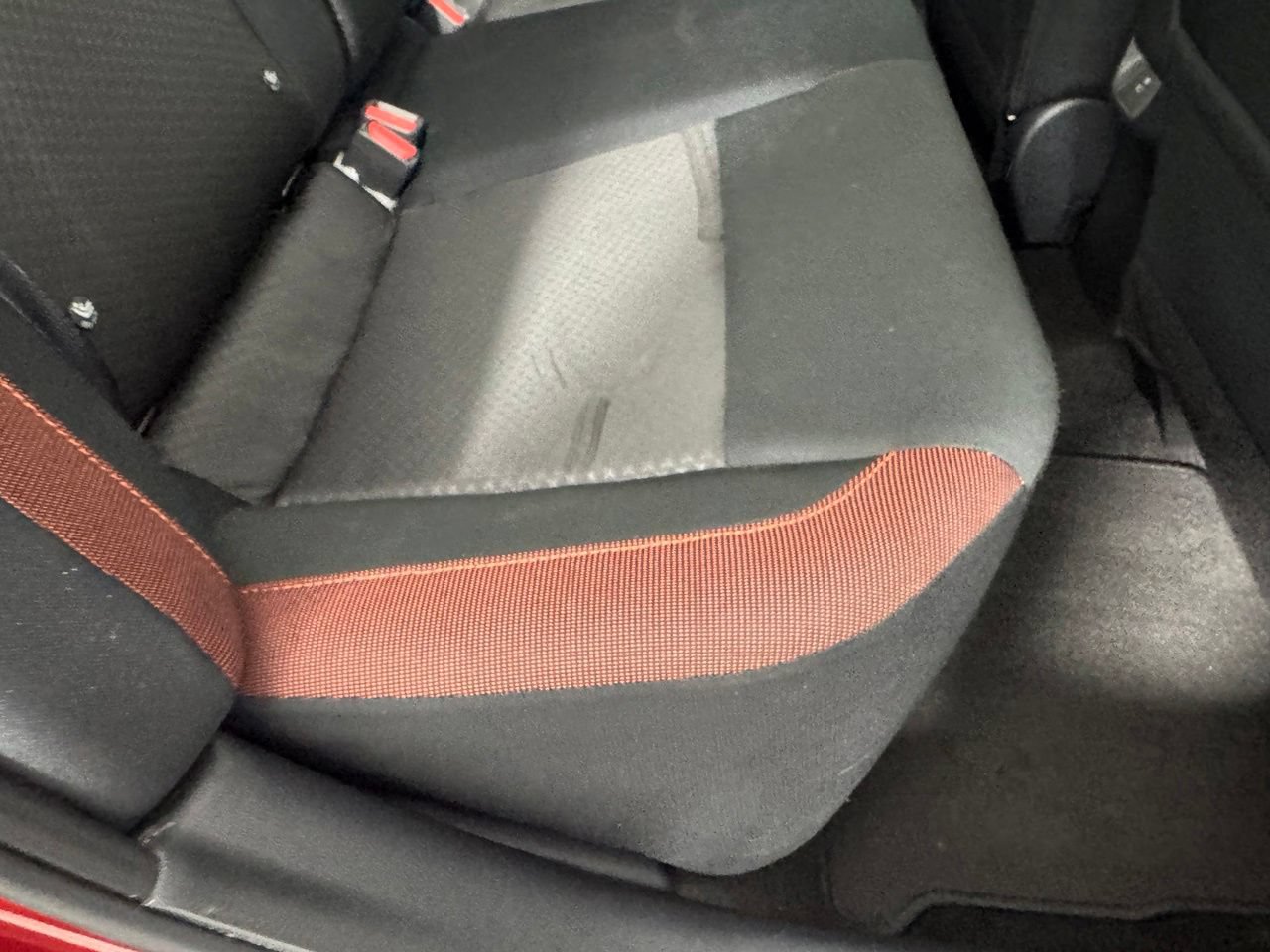 Used 2025 Nissan Versa SR w/ Trunk Package FWD image 33