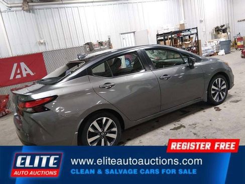Used 2020 Nissan Versa SR FWD image 8