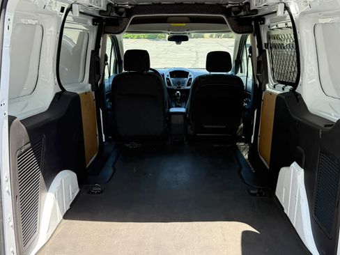 Used 2018 Ford Transit Connect XLT FWD image 3