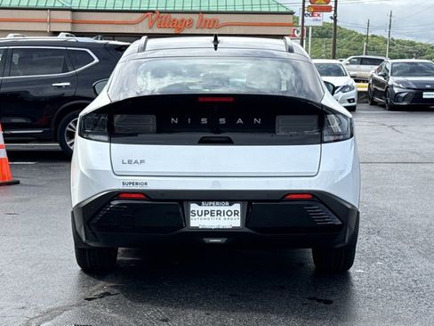 New 2026 Nissan Leaf Platinum+ FWD image 4