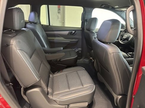 Certified 2025 Buick Enclave Sport Touring w/ Trailering Package, 5000 lbs. image 12