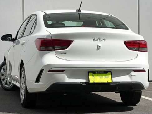Used 2022 Kia Rio LX FWD image 5