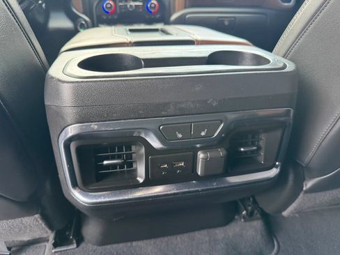 Used 2020 Chevrolet Silverado 3500 High Country AWD/4WD image 21