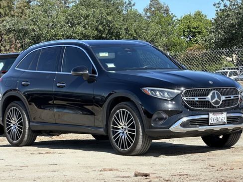 Used 2025 Mercedes-Benz GLC 300 image 10