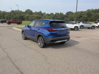 Used 2022 Kia Seltos LX AWD/4WD video 3