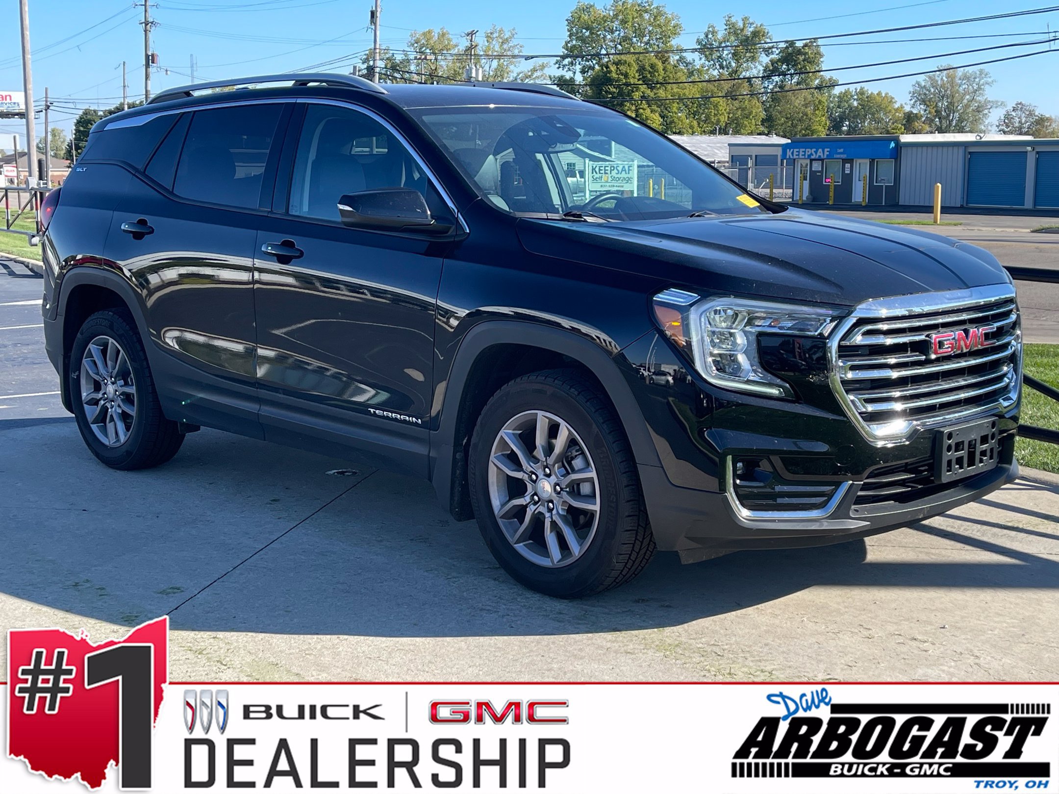 Used 2023 GMC Terrain SLT AWD/4WD image 1
