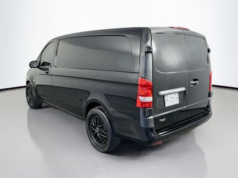 Used 2016 Mercedes-Benz Metris image 5