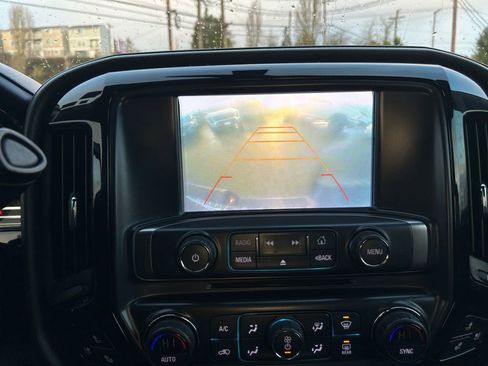 Used 2017 Chevrolet Silverado 1500 LTZ Z71 w/ LTZ Plus Package image 19