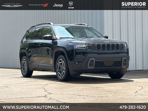 New 2026 Jeep Cherokee Laredo AWD/4WD image 1