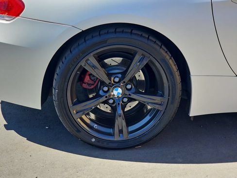 Used 2011 BMW Z4 sDrive35i RWD image 36